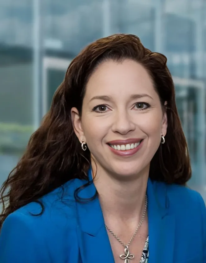 Marisol L. Pérez Amy Thomas